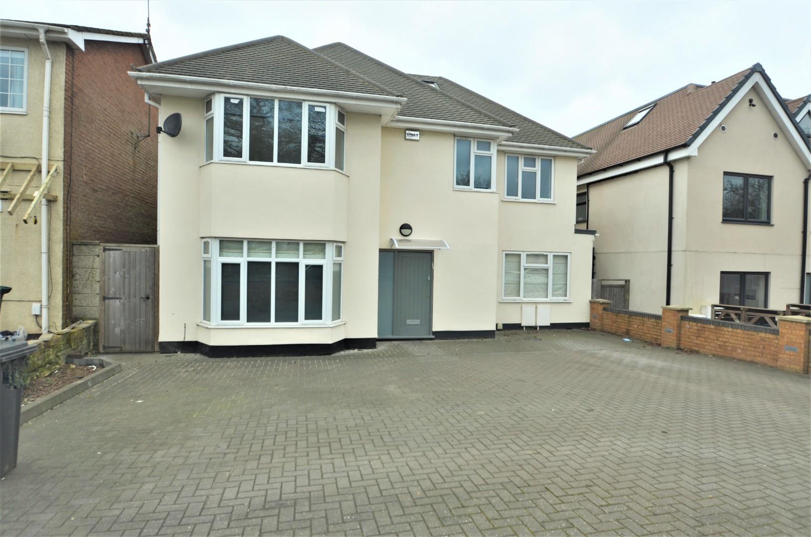 Edgwarebury Lane, Edgware